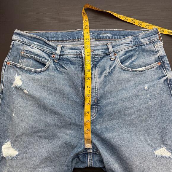 Old Navy Extra High Rise Sky High Straight Leg Distressed Jeans Women's Size 16 - Picture 10 of 12